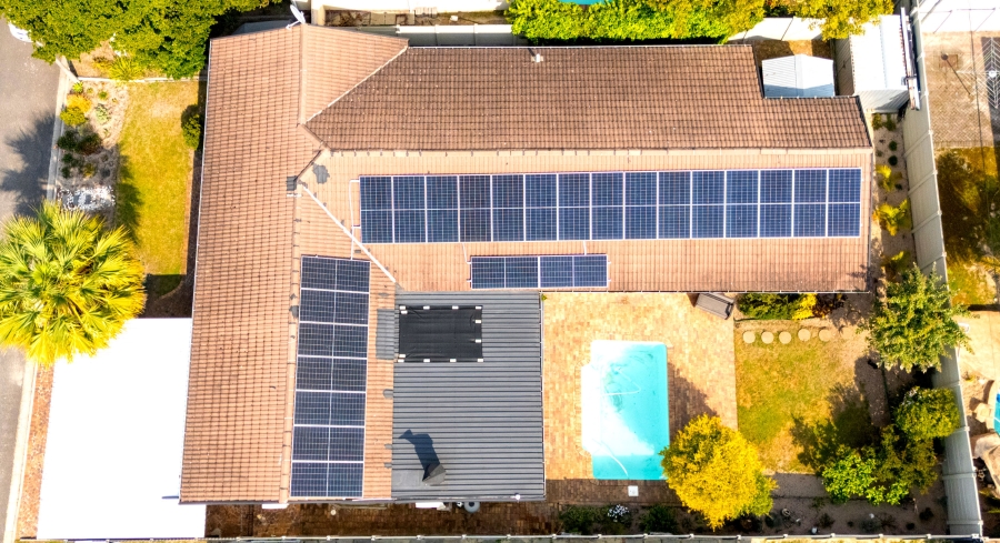 4 Bedroom Property for Sale in Stellenridge Western Cape